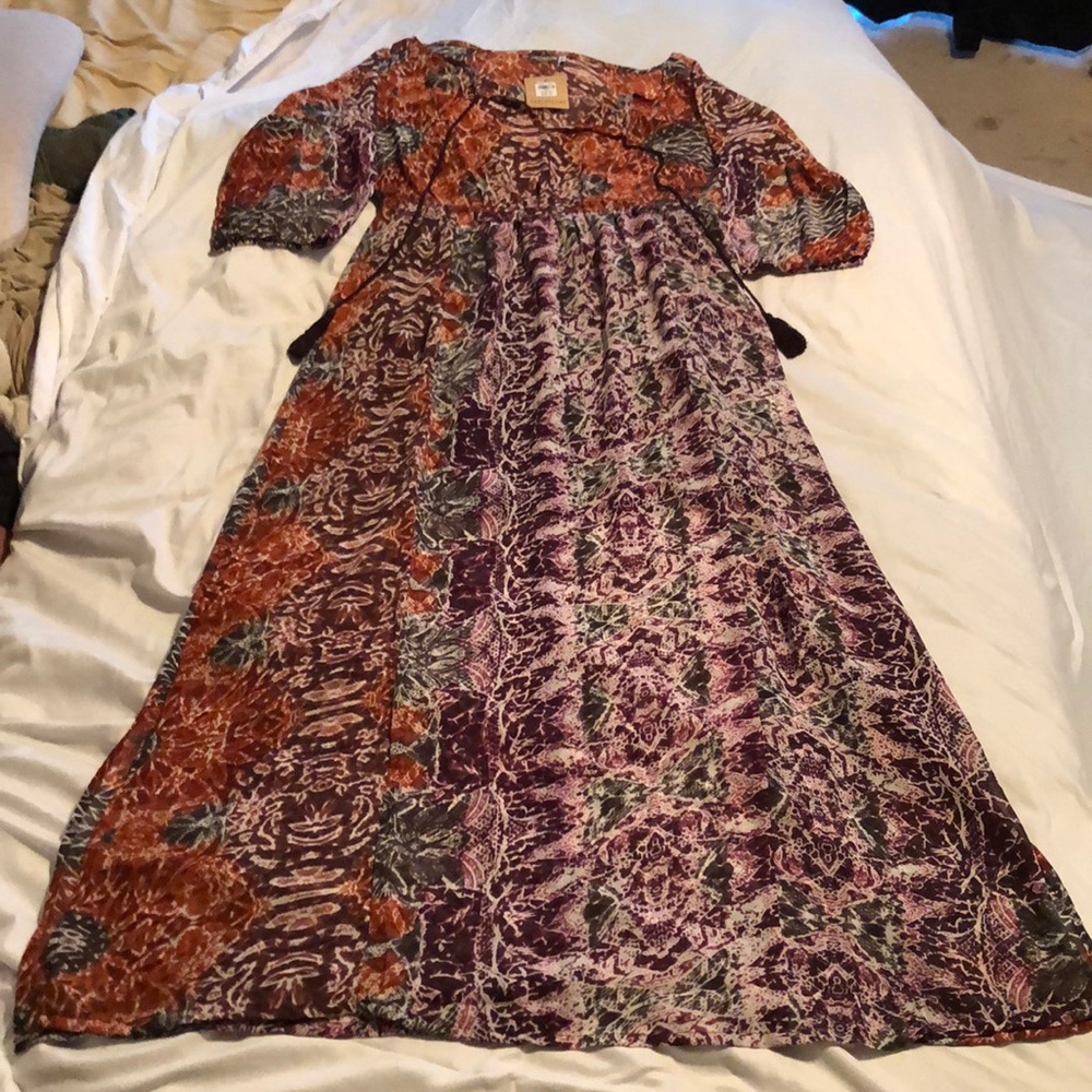 NWT EARTHBOUND XL Chiffon Dress